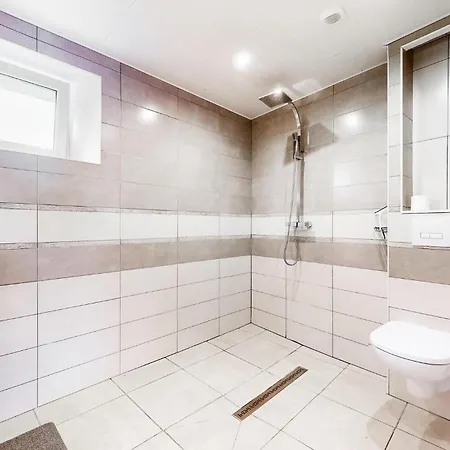 Beautiful Home In Rubercy With Sauna Сasa de vacaciones *