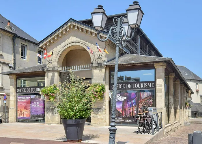 Holiday home Awesome In With Sauna Rubercy